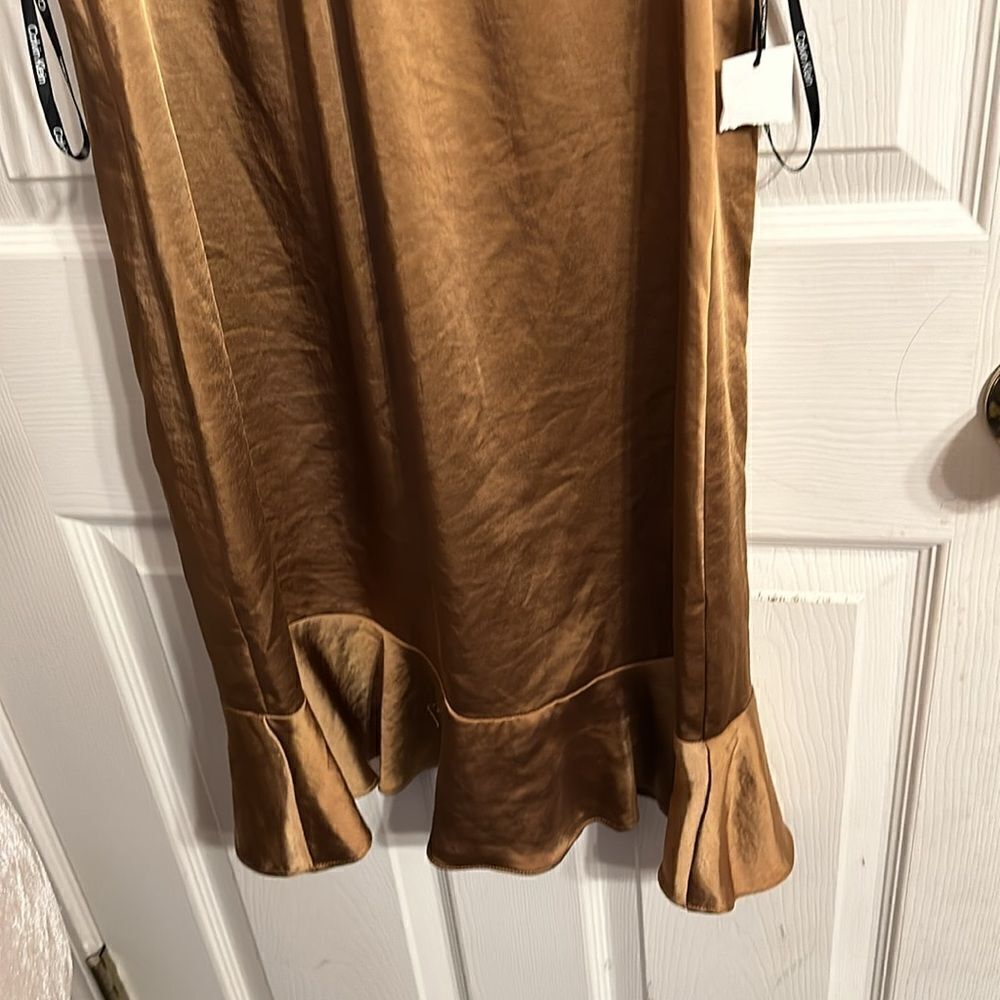 Calvin Klein Mock Neck Sleeveless Flounce Hem Dress size 2 NWOT - Picture 3 of 9